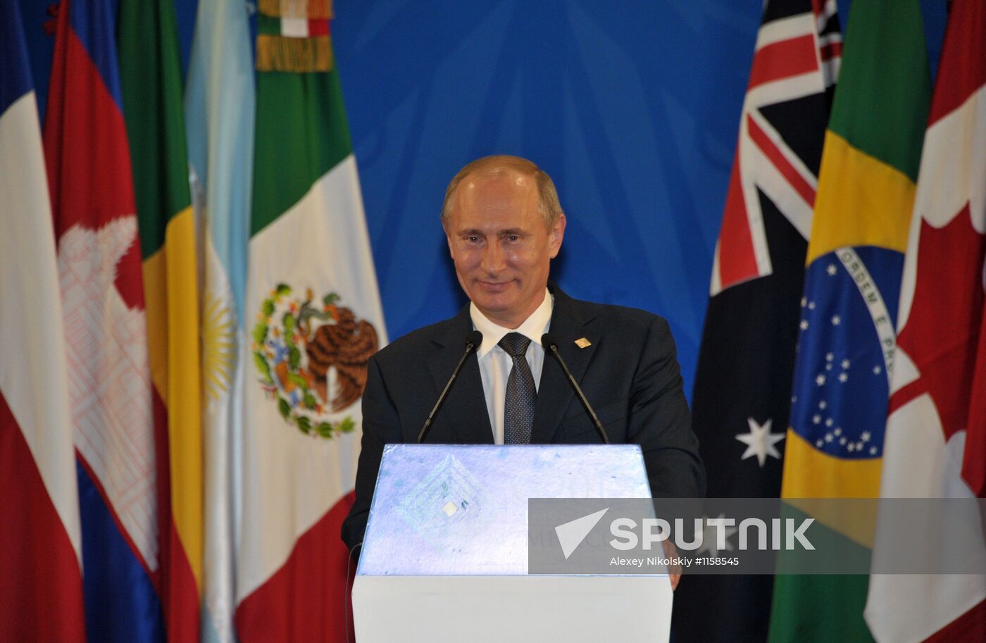 Vladimir Putin at the summit of the Big 20 in Los Cabos, Mexico