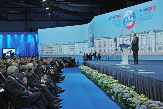 President Vladimir Putin speaks at SPIEF 2012