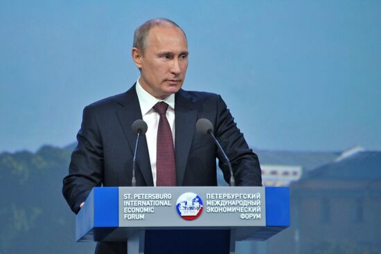 President Vladimir Putin speaks at SPIEF 2012