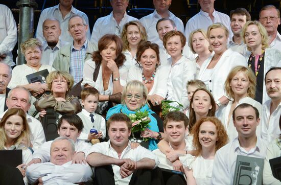 Galina Volchek celebrates 40 years on stage