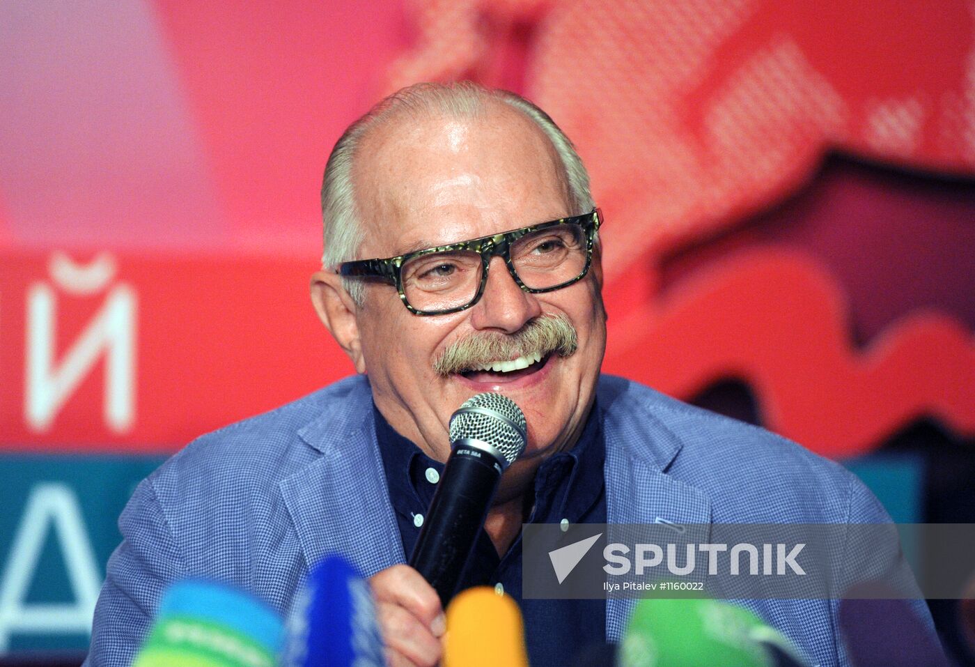 Press conference by Nikita Mikhalkov at 34th MIFF