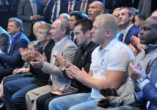 V. Putin attends mixed martial arts tournament in St. Petersburg