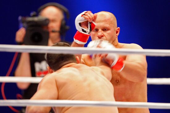 Mixed Martial Arts. Fedor Emelianenko vs. Pedro Rizzo