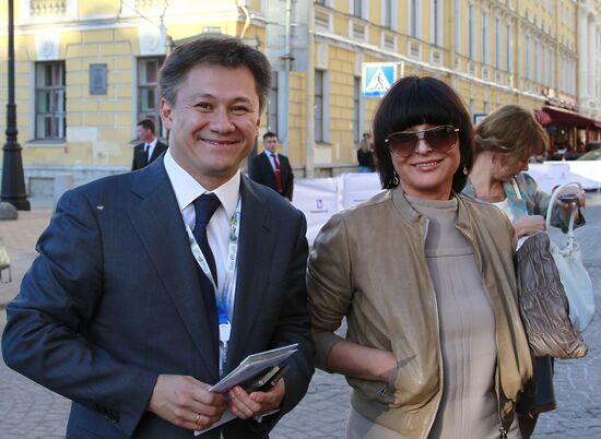 Visitors flock to Kommersant Awards in St Petersburg