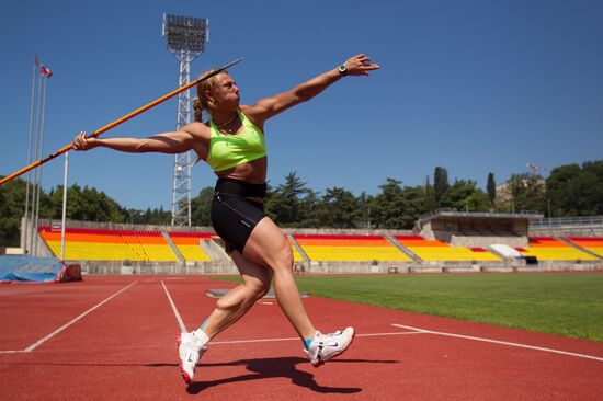 Track and field athlete Maria Abakumova's training