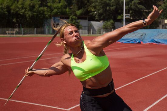 Track and field athlete Maria Abakumova's training