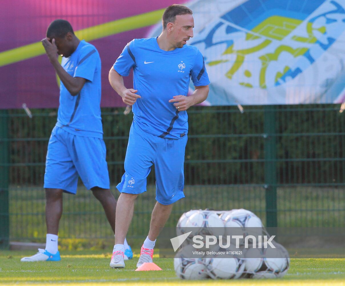 Football. Euro 2012. Spain and France teams training