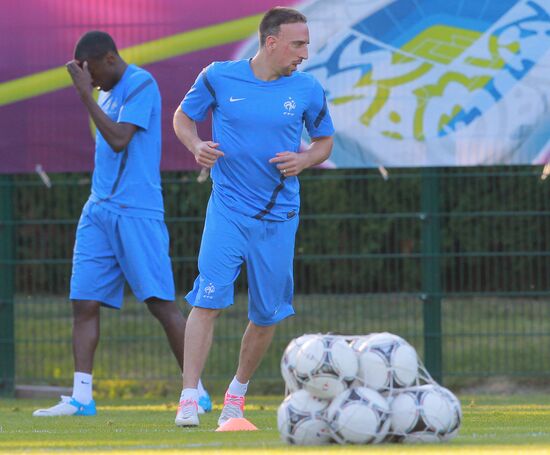 Football. Euro 2012. Spain and France teams training