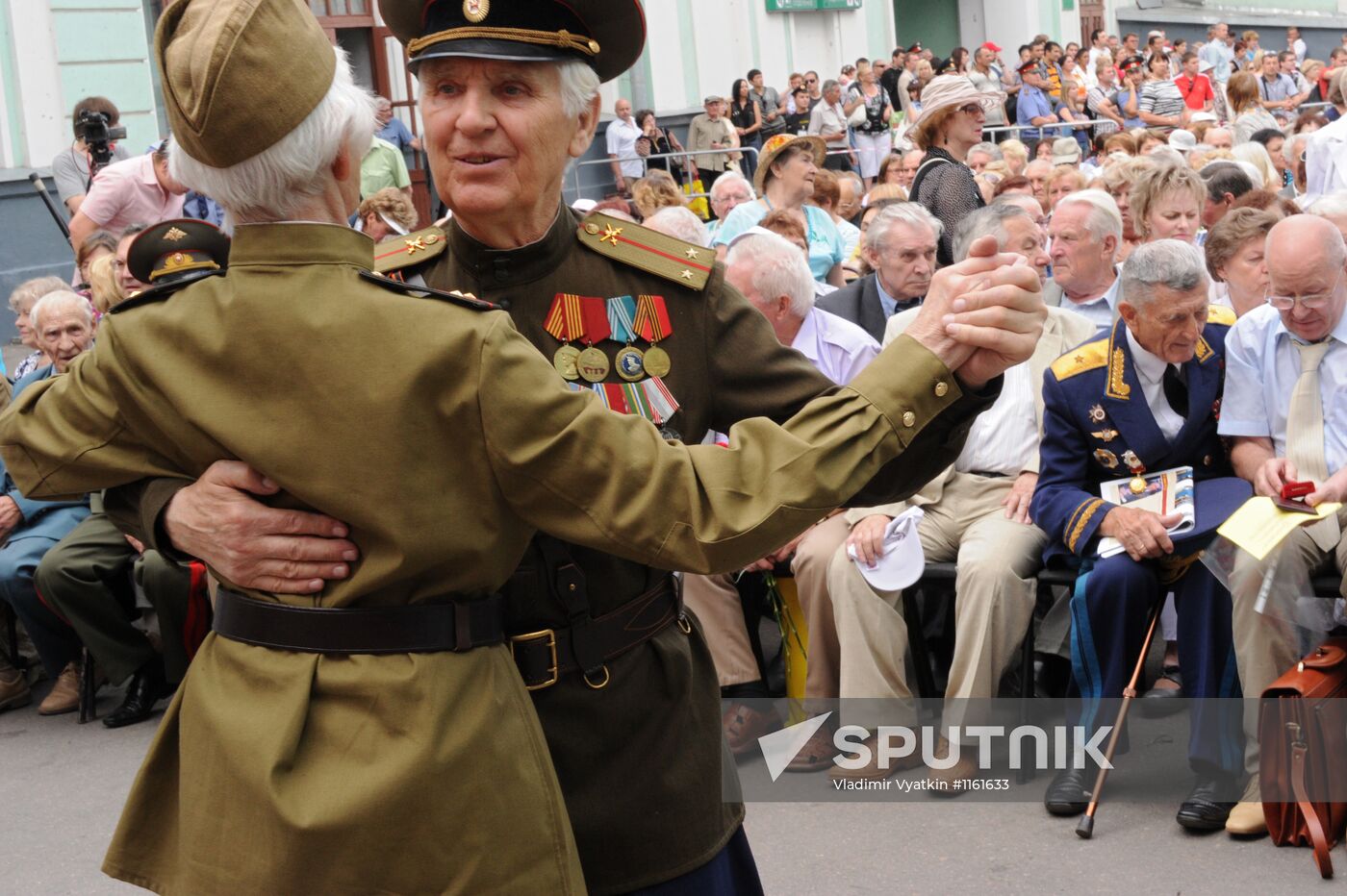 Rally "Moscow. Belarussky railway station. June 22, 1941"