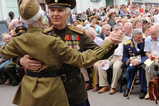Rally "Moscow. Belarussky railway station. June 22, 1941"
