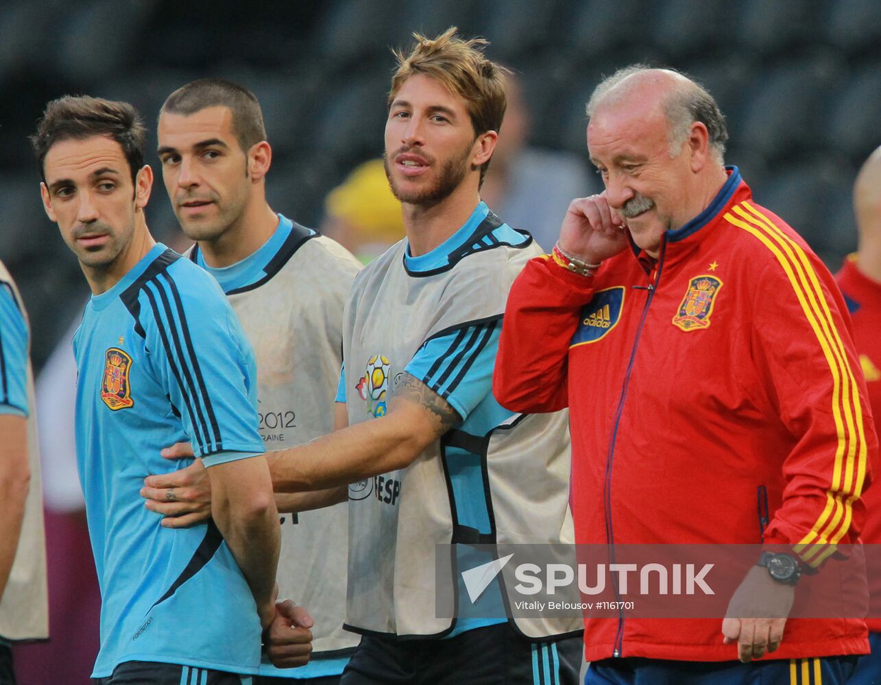 Football. Euro 2012. Spain and France teams training