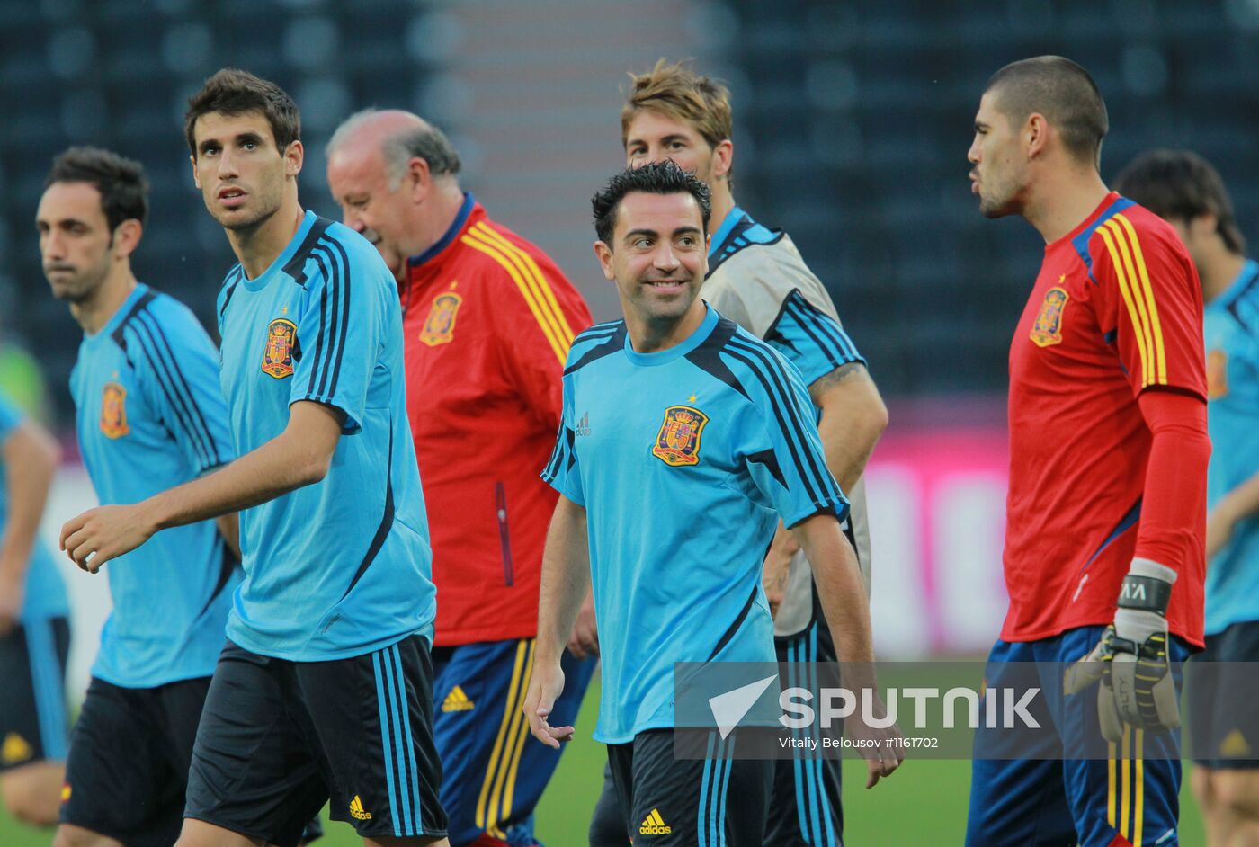 Football. Euro 2012. Spain and France teams training