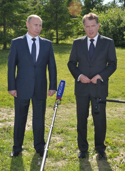 Vladimir Putin meets Sauli Niinisto