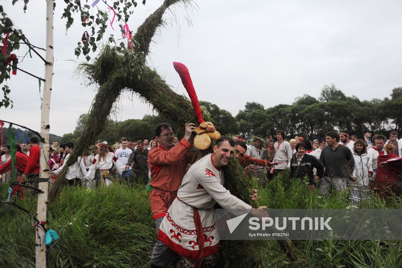 Kaluga Region residents celebrate Ivan Kupala Day