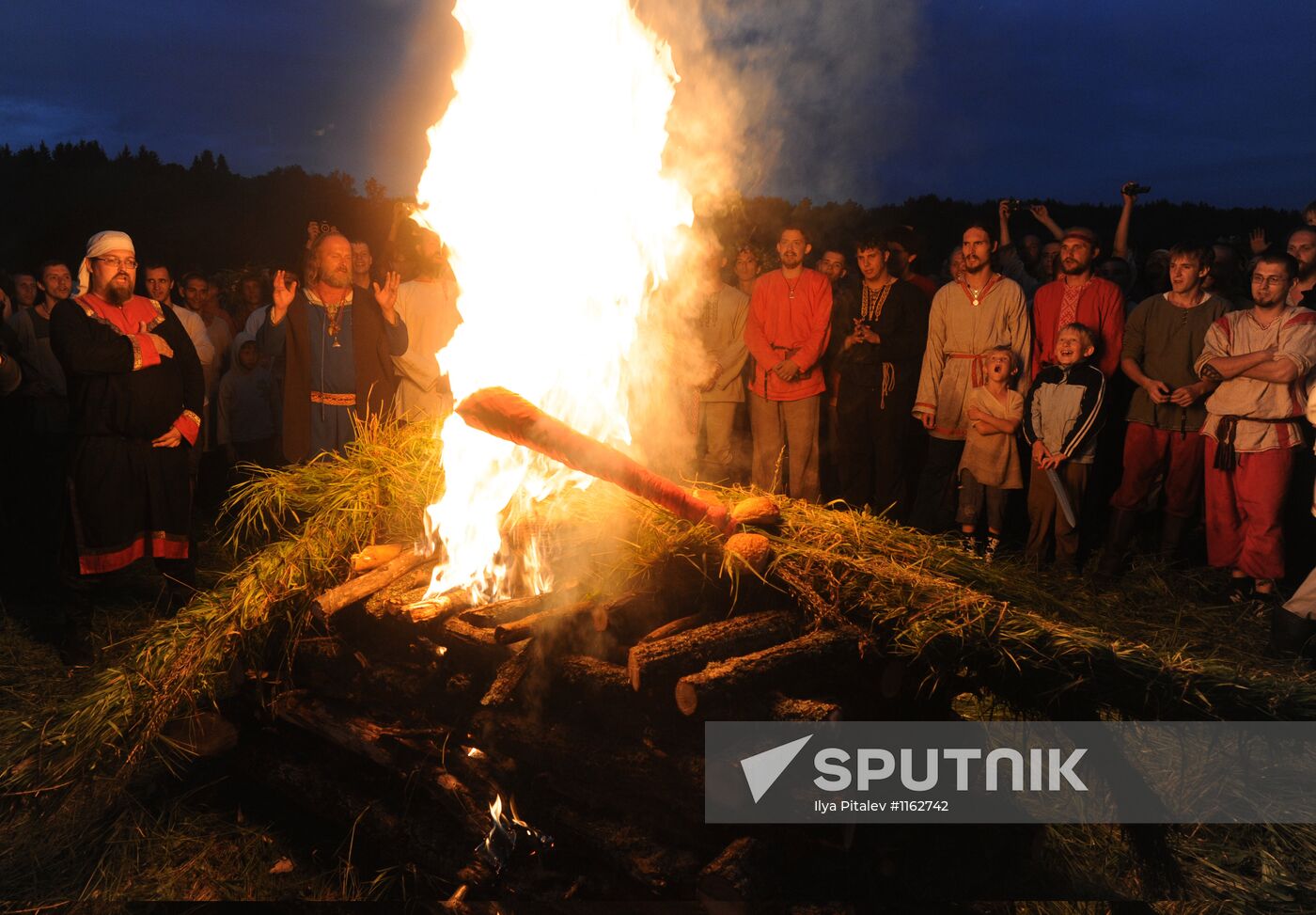 Kaluga Region residents celebrate Ivan Kupala Day