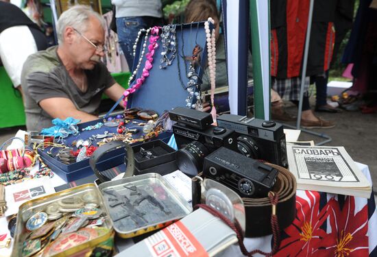 Flea Market on Krymsky Val in Moscow