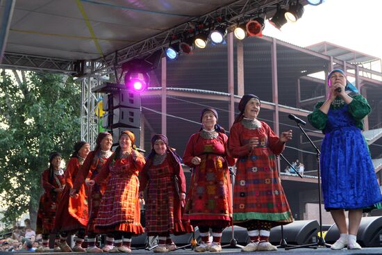 Buranovskiye Babushki ethno-pop band performs in Novosibirsk