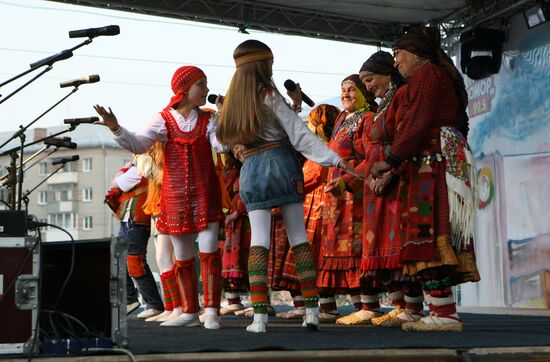 Buranovskiye Babushki ethno-pop band performs in Novosibirsk