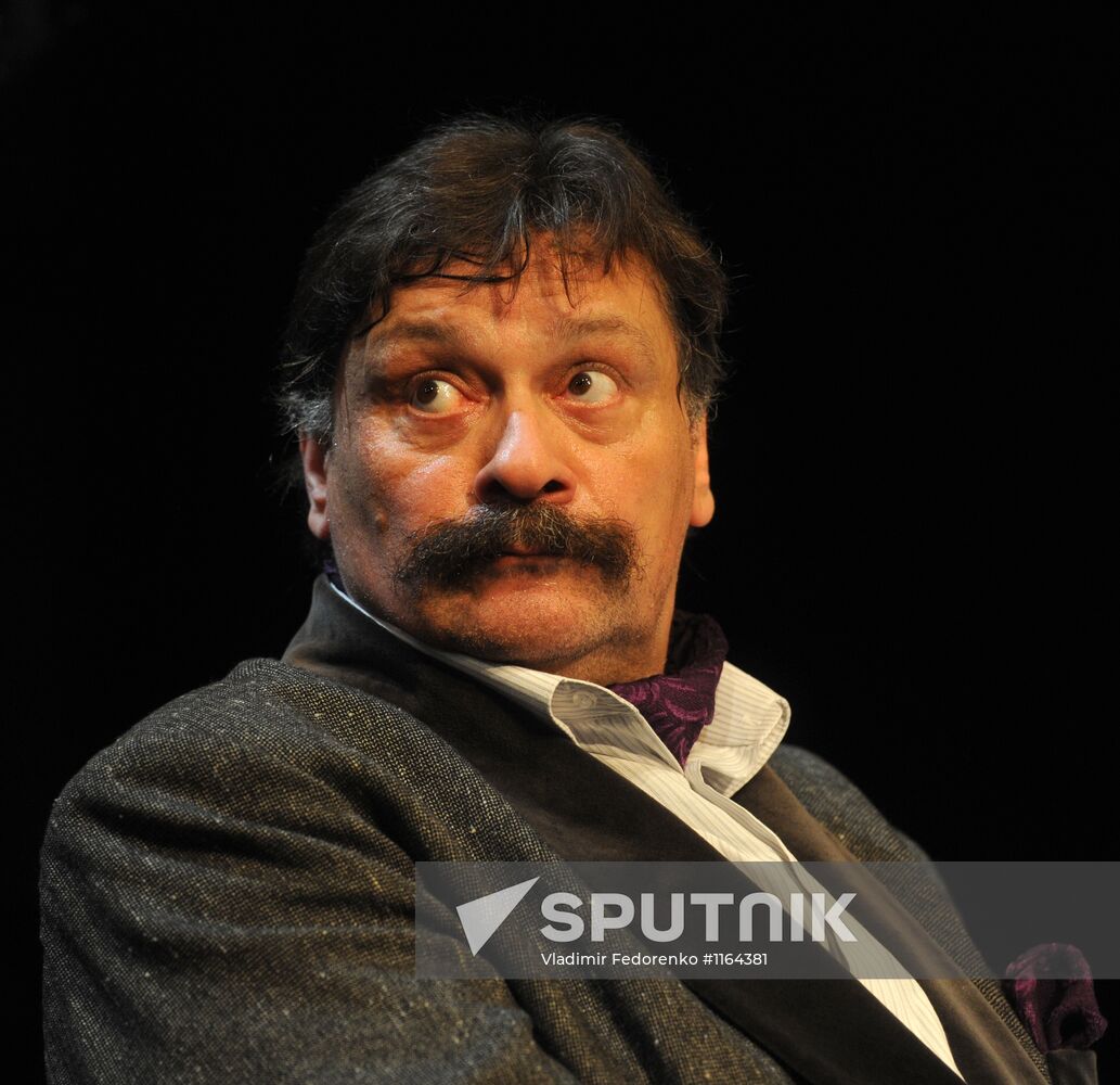 Runthrough of Witness for the Prosecution at Chekhov Art Theater