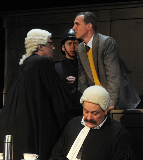 Runthrough of Witness for the Prosecution at Chekhov Art Theater