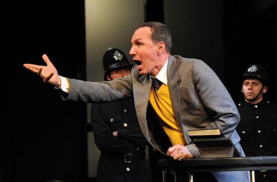 Runthrough of Witness for the Prosecution at Chekhov Art Theater