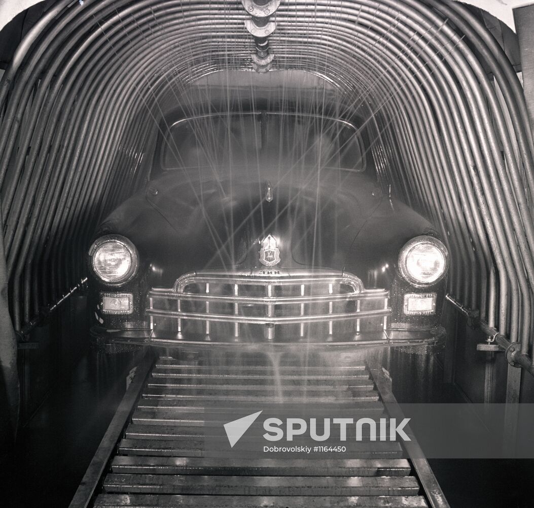 Testing watertightness of ZIM car