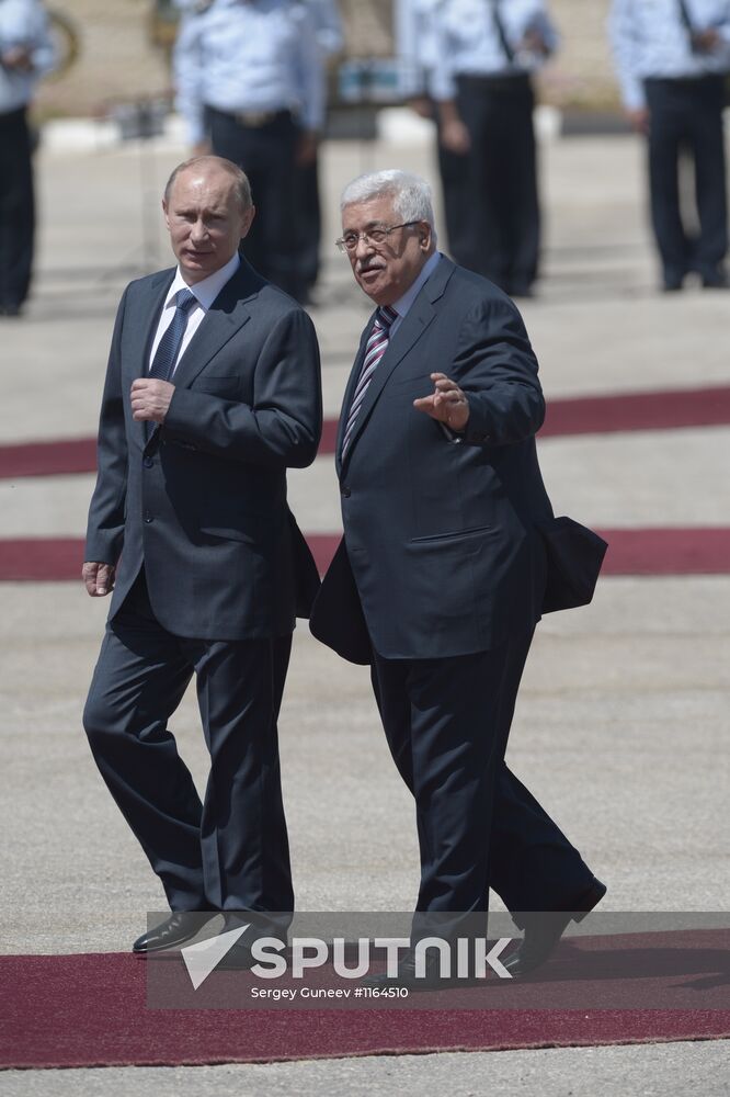 Russian President Vladimir Putin visits Palestine