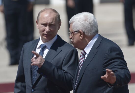 Russian President Vladimir Putin visits Palestine