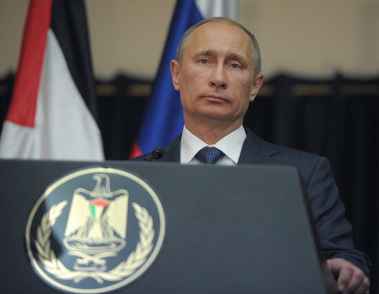 Vladimir Putin visits Palestinian territories
