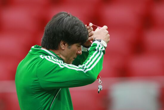 UEFA Euro 2012. German, Italian teams hold training sessions