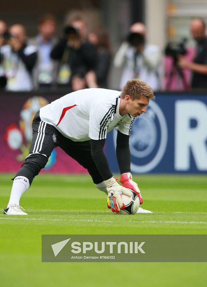 UEFA Euro 2012. German, Italian teams hold training sessions