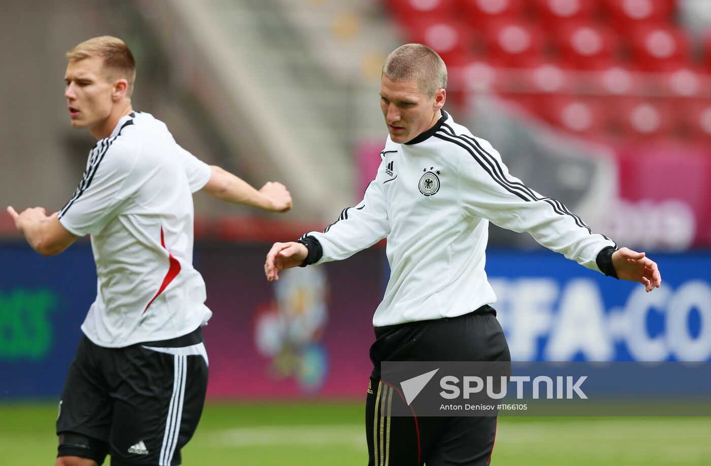 UEFA Euro 2012. German, Italian teams hold training sessions
