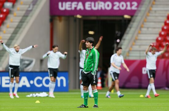 UEFA Euro 2012. German, Italian teams hold training sessions