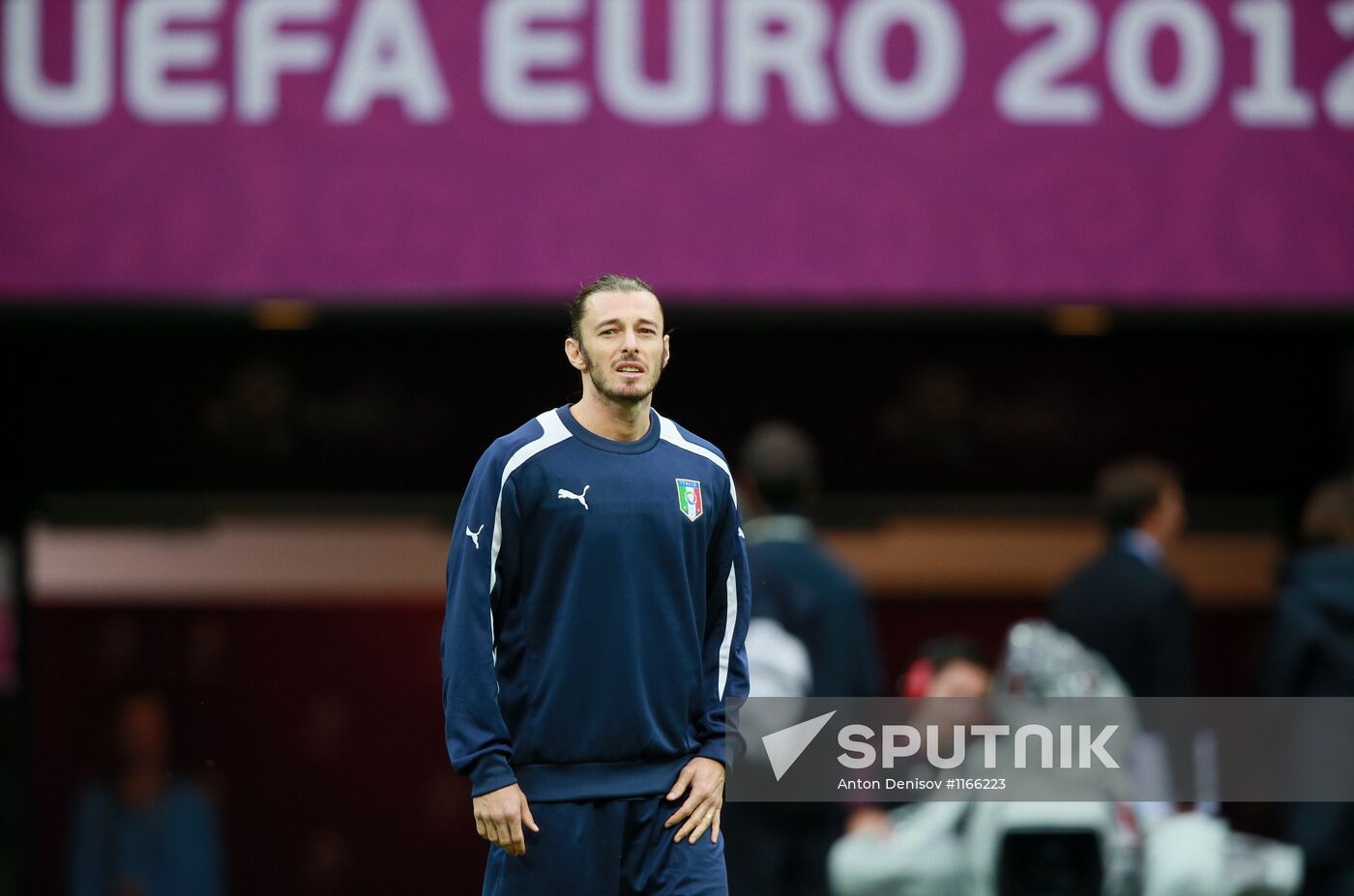 UEFA Euro 2012. German, Italian teams hold training sessions