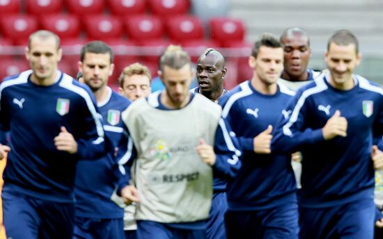 UEFA Euro 2012. Team training of Germany and Italy