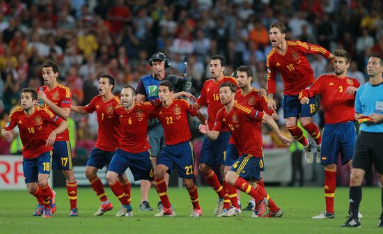 UEFA Euro 2012. Portugal vs. Spain