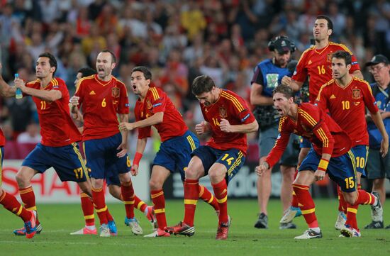 UEFA Euro 2012. Portugal vs. Spain