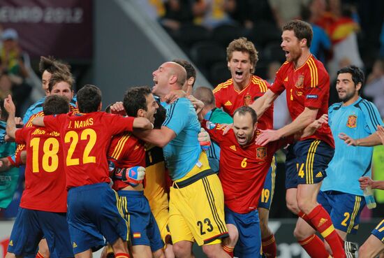 UEFA Euro 2012. Portugal vs. Spain