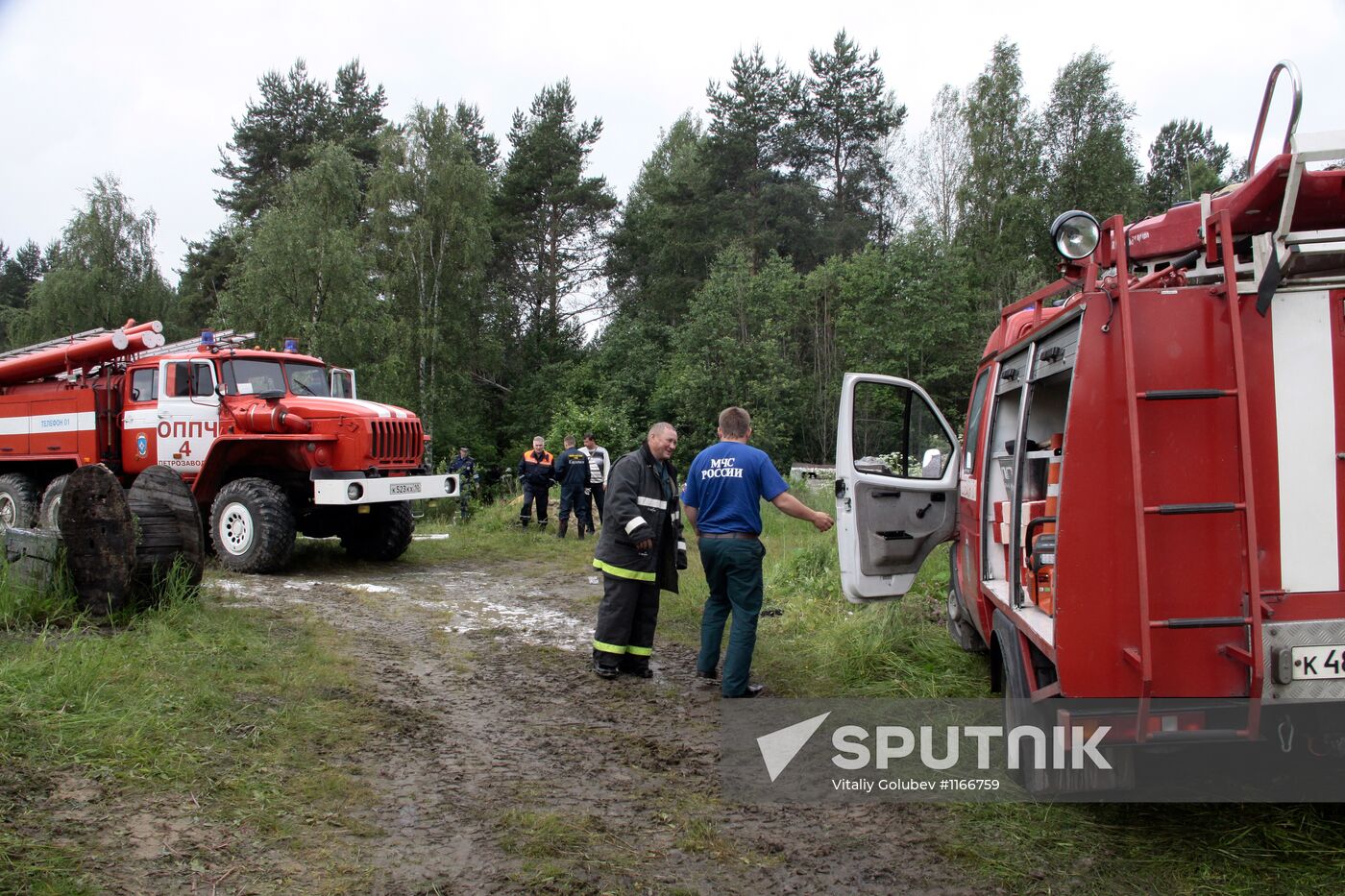 Sukhoi 27 jet crashes near Besovets aerodrome