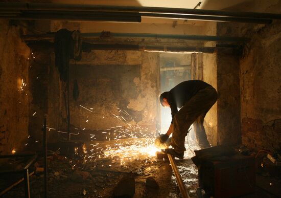 Major repairs to buildings in Novosibirsk