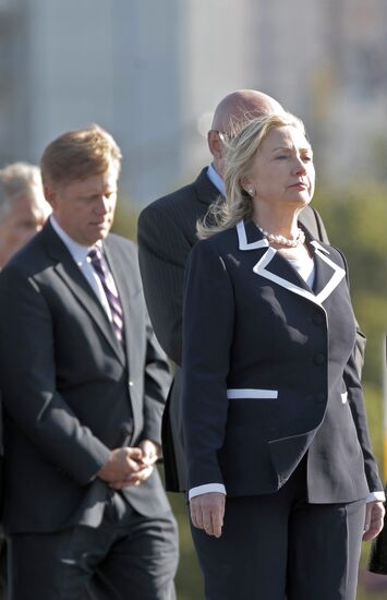 Hillary Clinton visits St. Petersburg