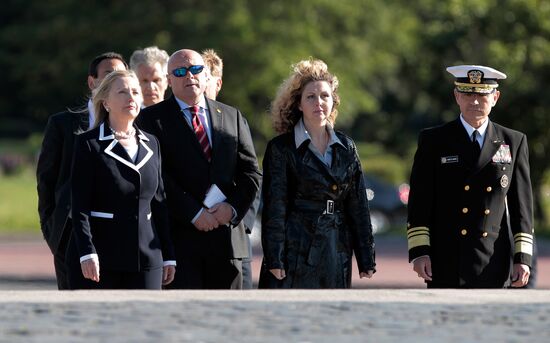 Hillary Clinton visits St. Petersburg