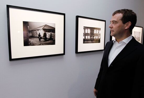 Dmitry Medvedev at photo exhibition dedicated to his presidency