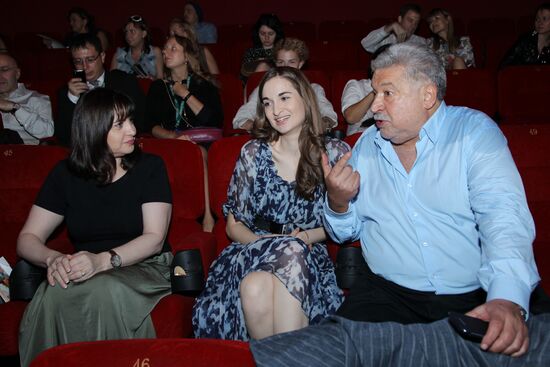 Rezo Gigineishvili's film Love With Accent premiers in Moscow
