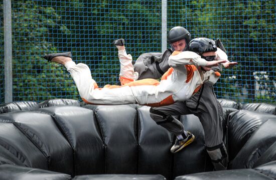 Vertical aerodynamic tube opens in Moscow