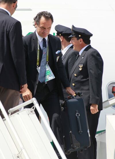 UEFA Euro 2012. Italy's squad arrives in Kiev