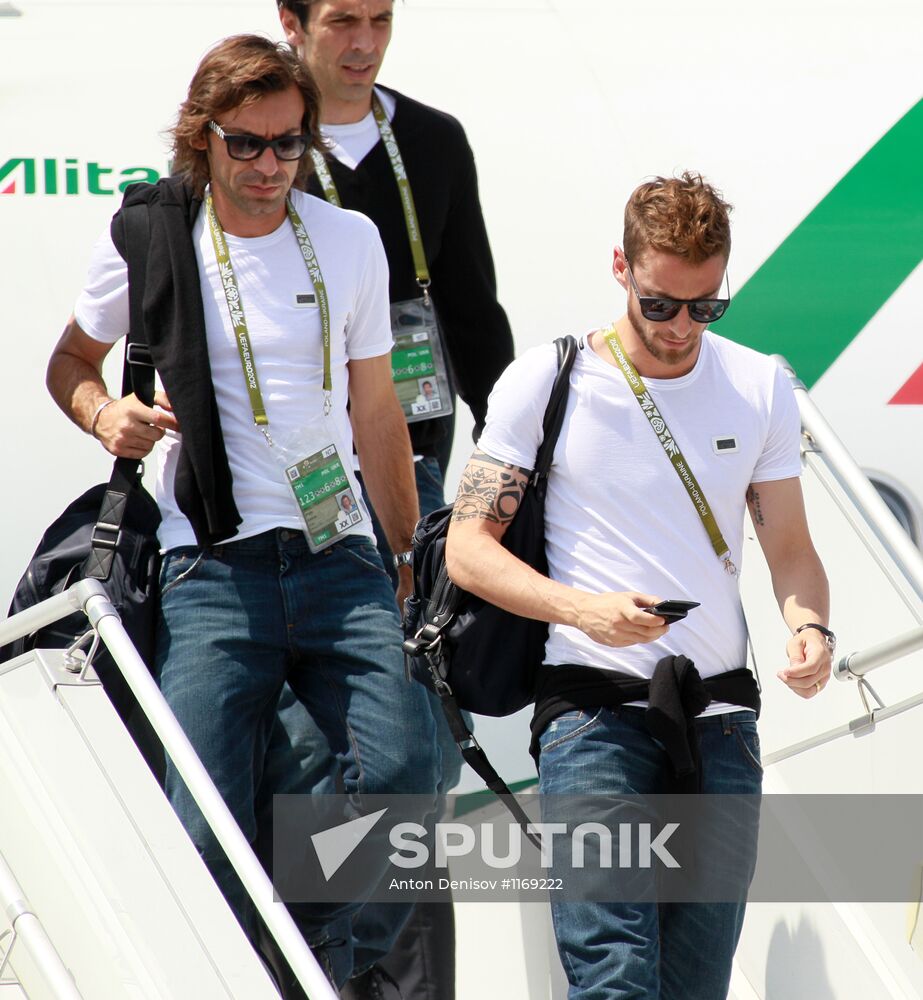 UEFA Euro 2012. Italy's squad arrives in Kiev