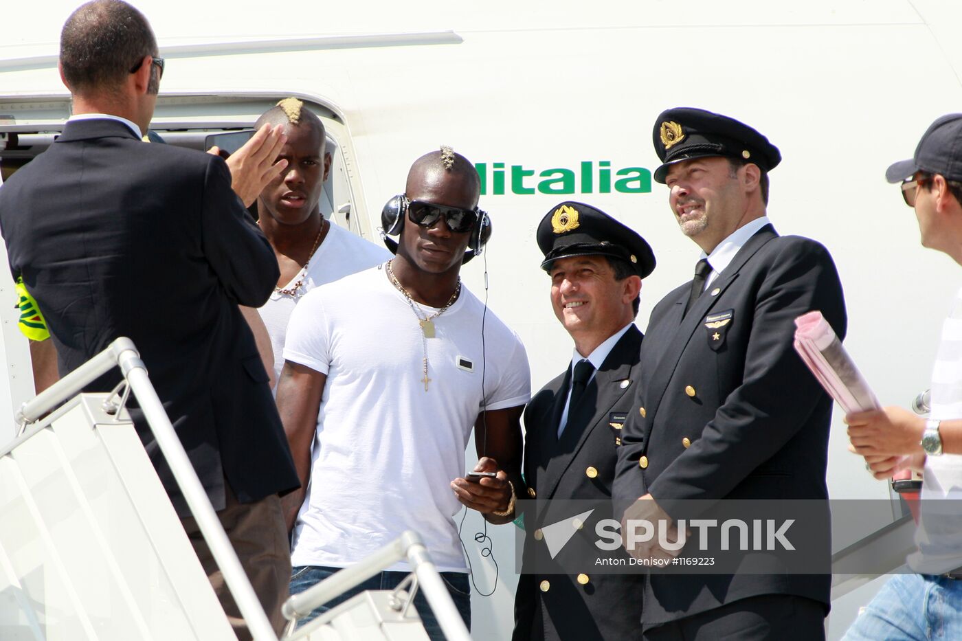UEFA Euro 2012. Italy's squad arrives in Kiev