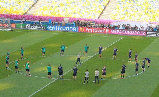Euro 2012. Italian, Spanish teams hold training sessions