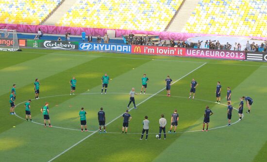 Euro 2012. Italian, Spanish teams hold training sessions